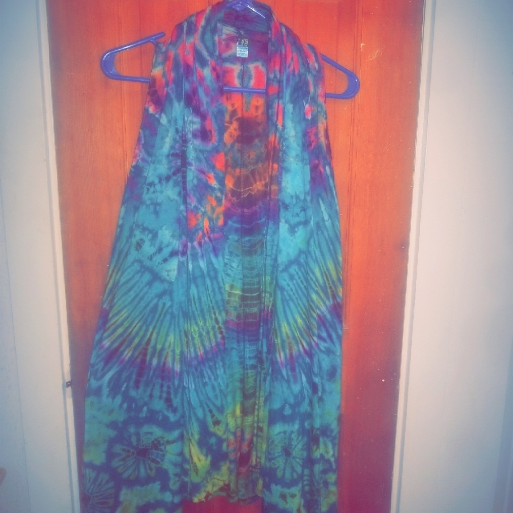 Tie dye long sleeveless cardigan
